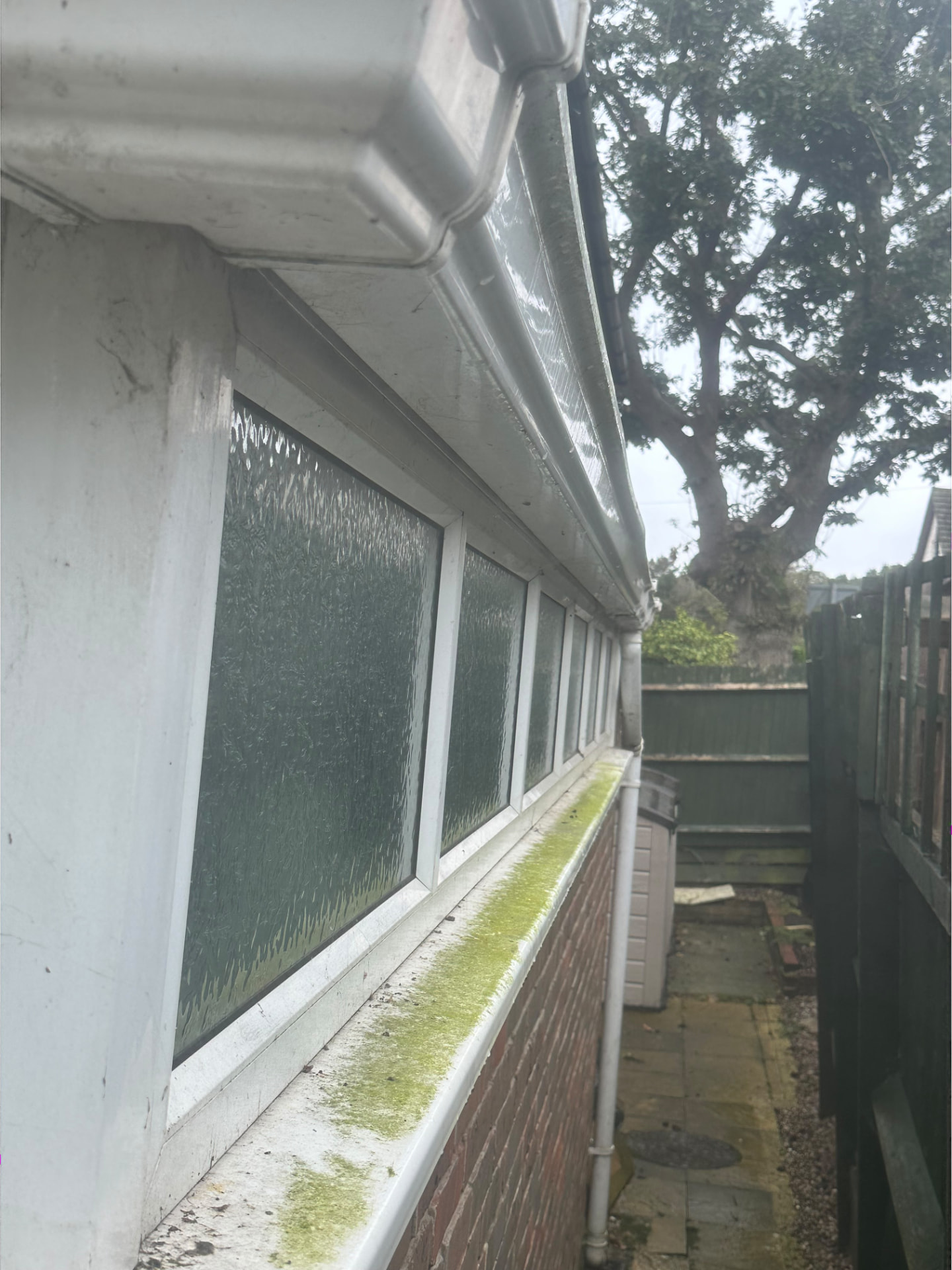 Window frames and sills before cleaning